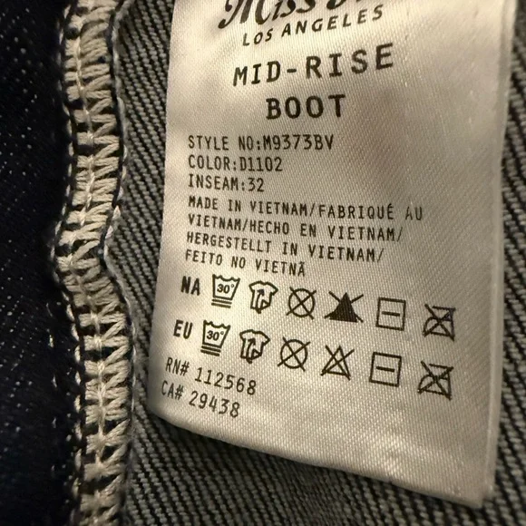 NWT Miss me Women’s Mid-rise Dk blue Boot Cut Slim Fit Jeans 30x32 $114 - Picture 6 of 15